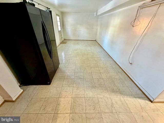 905 PLAYFORD LN, Silver Spring, MD 20901