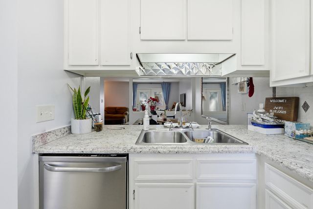 208 3rd Street Unit J, Fort Walton Beach, FL 32548