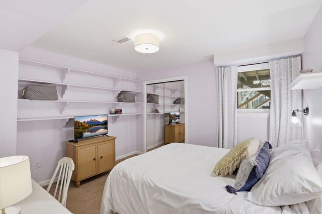 1715 Lake Wood Circle, Hixson, TN 37343