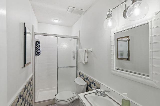 1715 Lake Wood Circle, Hixson, TN 37343