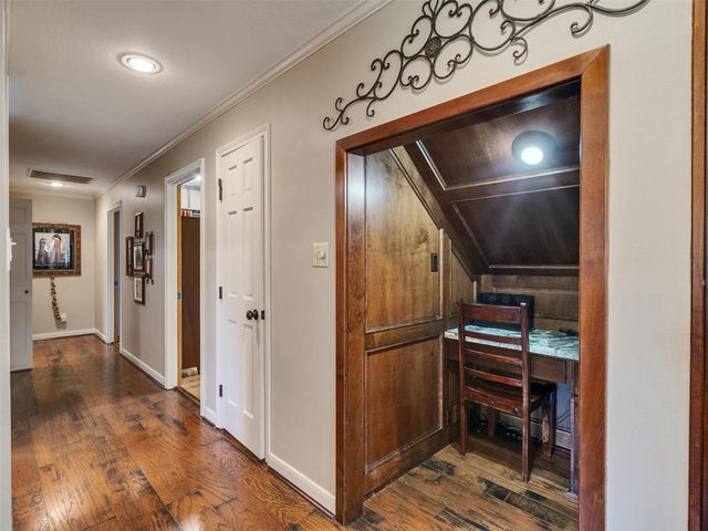 7711 Pecan Drive, Damon, TX 77430