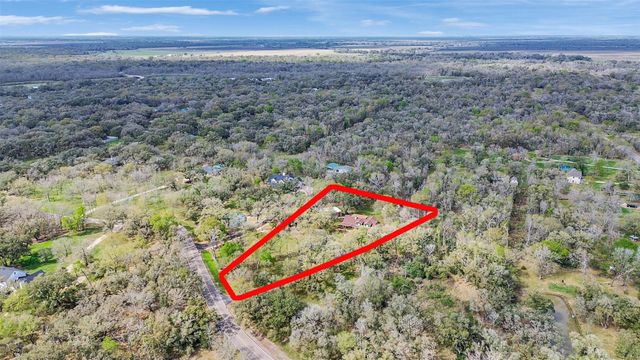 7711 Pecan Drive, Damon, TX 77430
