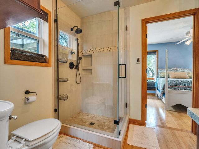 7711 Pecan Drive, Damon, TX 77430