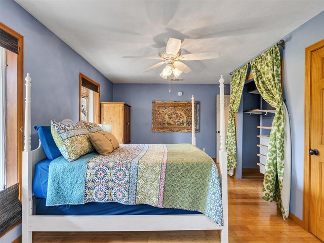 7711 Pecan Drive, Damon, TX 77430