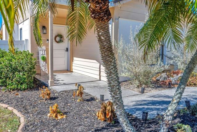 937 BUTTERCUP DRIVE, Lakeland, FL 33801