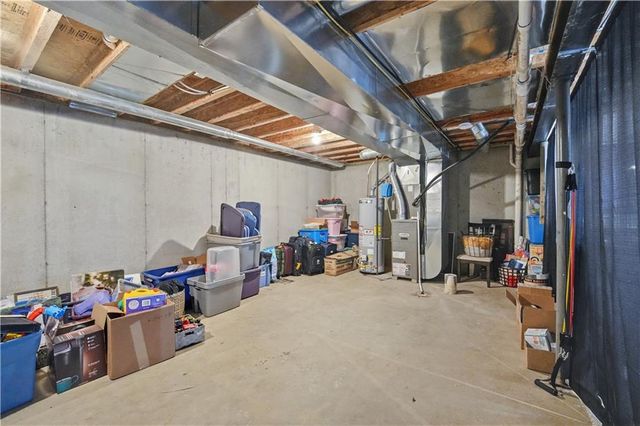 1510 S 5th Street E, Louisburg, KS 66053