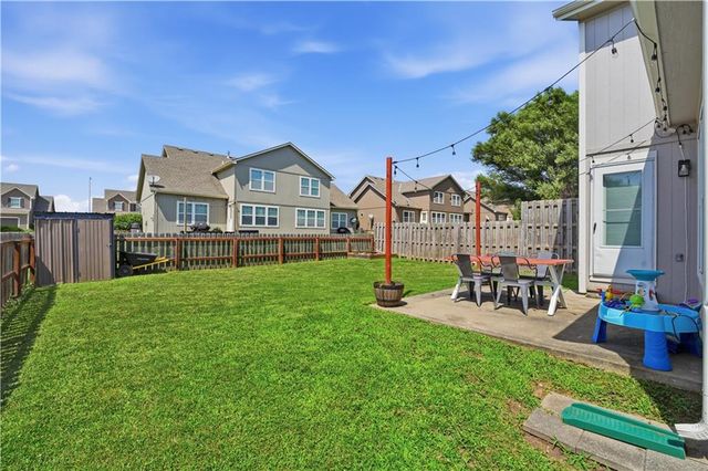 1510 S 5th Street E, Louisburg, KS 66053
