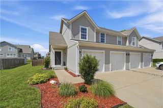 1510 S 5th Street E, Louisburg, KS 66053