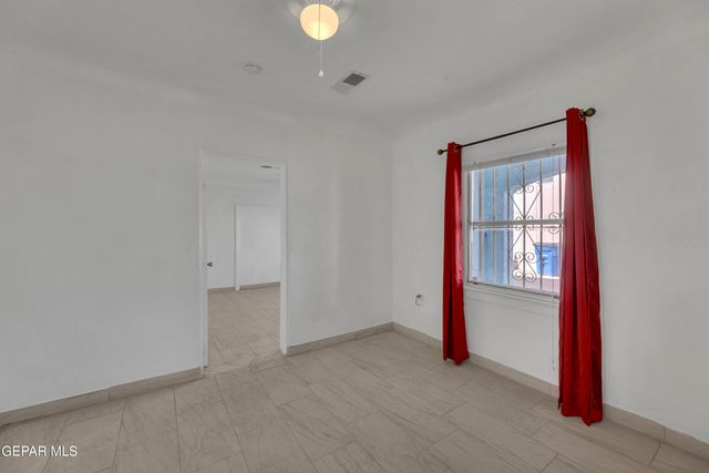 190 POLO INN Road, El Paso, TX 79915