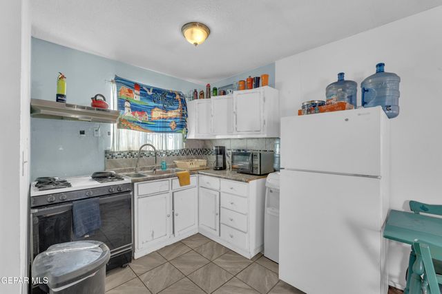 190 POLO INN Road, El Paso, TX 79915