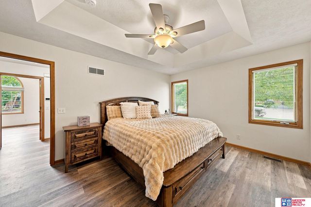 7761 Lowell Avenue, Lincoln, NE 68506