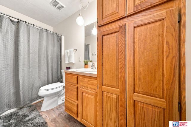 7761 Lowell Avenue, Lincoln, NE 68506