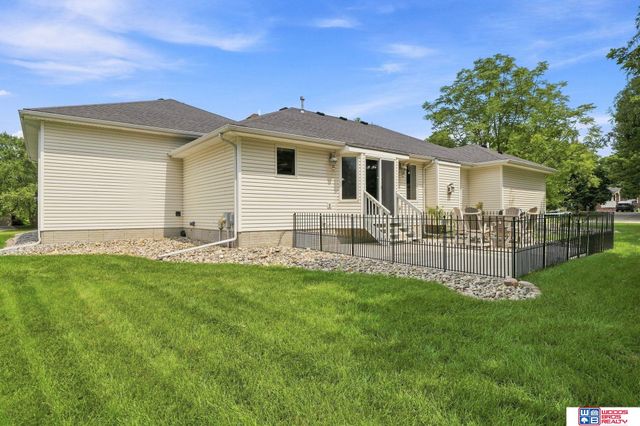 7761 Lowell Avenue, Lincoln, NE 68506