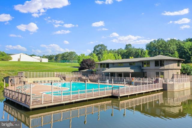 228 RISING SUN RD, Hedgesville, WV 25427