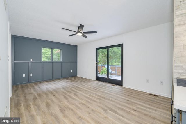 228 RISING SUN RD, Hedgesville, WV 25427