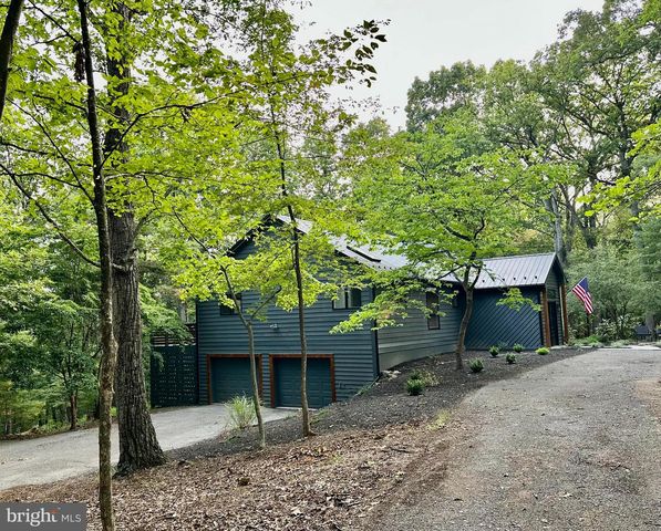 228 RISING SUN RD, Hedgesville, WV 25427