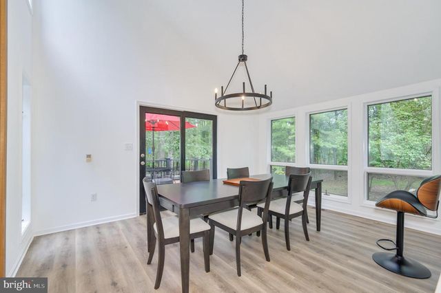 228 RISING SUN RD, Hedgesville, WV 25427