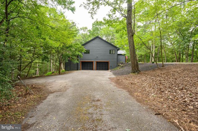 228 RISING SUN RD, Hedgesville, WV 25427