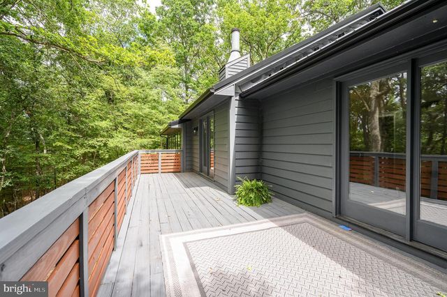 228 RISING SUN RD, Hedgesville, WV 25427