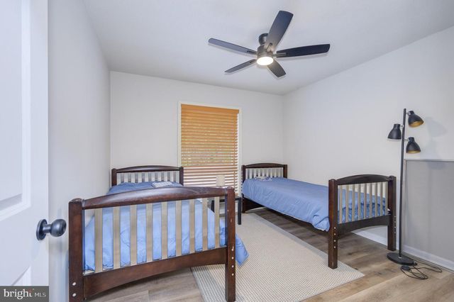 228 RISING SUN RD, Hedgesville, WV 25427
