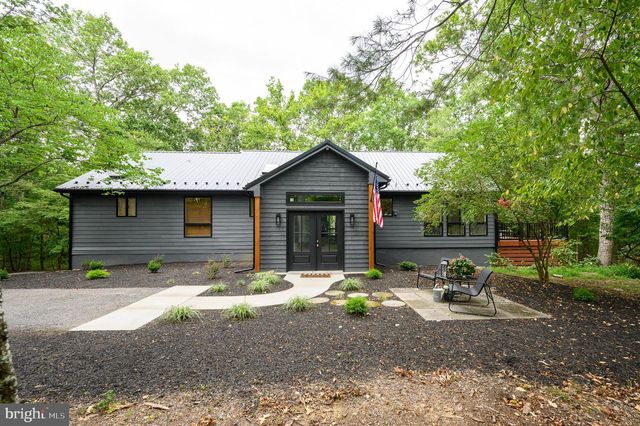 228 RISING SUN RD, Hedgesville, WV 25427