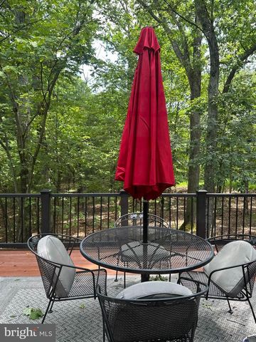 228 RISING SUN RD, Hedgesville, WV 25427