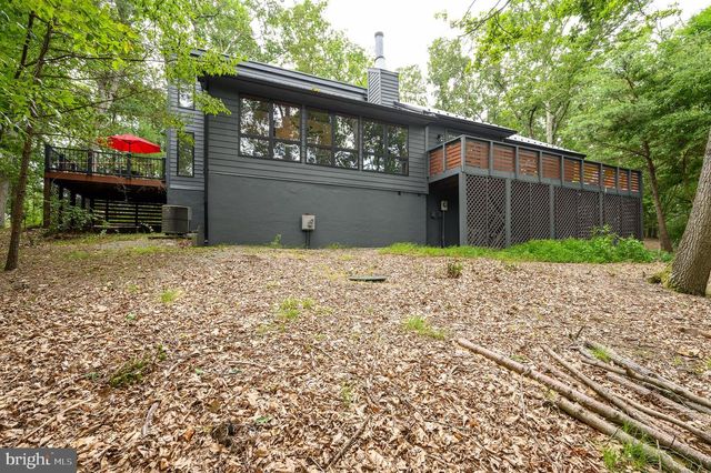 228 RISING SUN RD, Hedgesville, WV 25427
