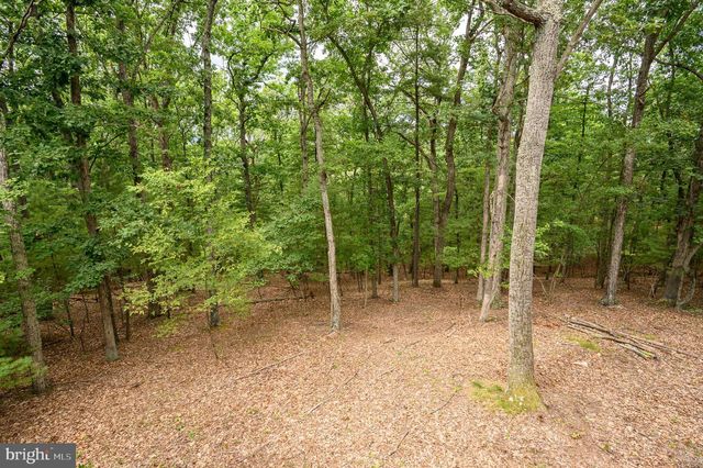 228 RISING SUN RD, Hedgesville, WV 25427