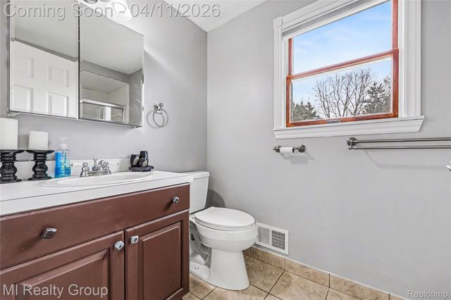 643 Heim Court, Almont Village, MI 48003