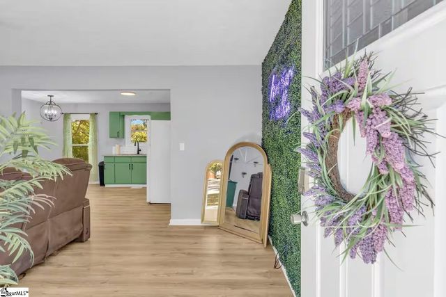 206 West Avenue, Greenville, SC 29611