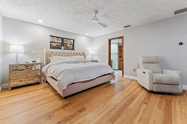 6001 S Citrus Avenue, Fort Pierce, FL 34982