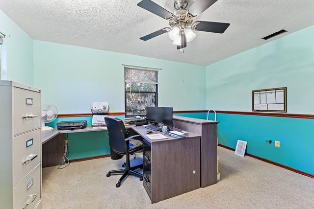 6001 S Citrus Avenue, Fort Pierce, FL 34982