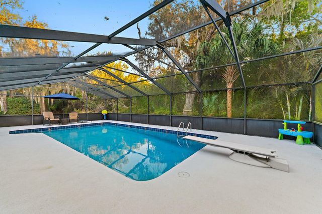 6001 S Citrus Avenue, Fort Pierce, FL 34982