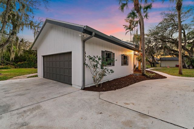6001 S Citrus Avenue, Fort Pierce, FL 34982