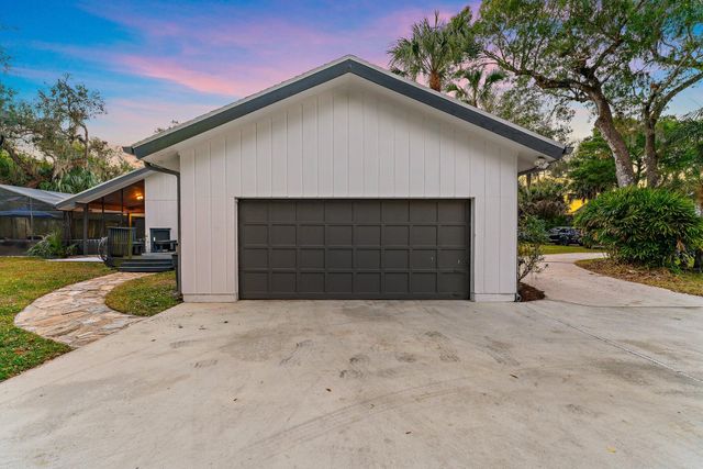 6001 S Citrus Avenue, Fort Pierce, FL 34982