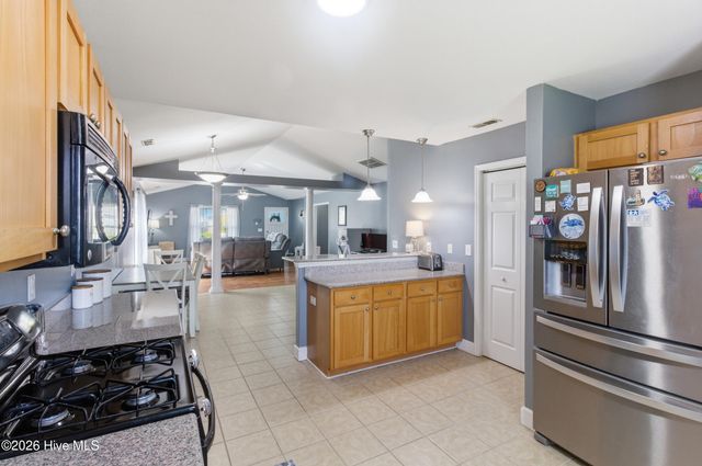 404 Elsmore Drive, New Bern, NC 28562