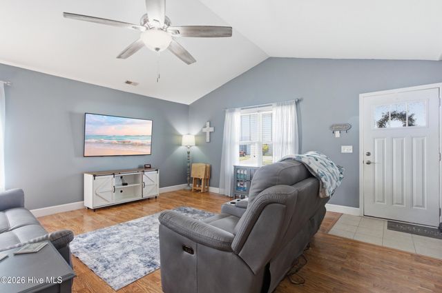 404 Elsmore Drive, New Bern, NC 28562