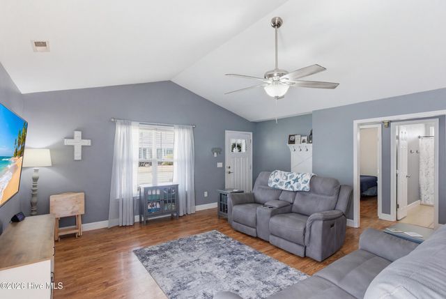 404 Elsmore Drive, New Bern, NC 28562