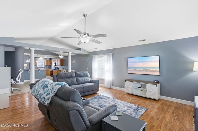 404 Elsmore Drive, New Bern, NC 28562