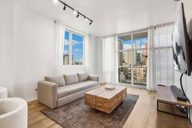 1600 S Indiana Avenue 602, Chicago, IL 60616