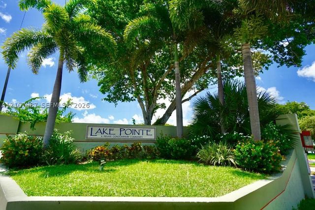 212 Lake Pointe Dr 106, Oakland Park, FL 33309