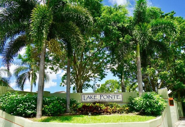 212 Lake Pointe Dr 106, Oakland Park, FL 33309