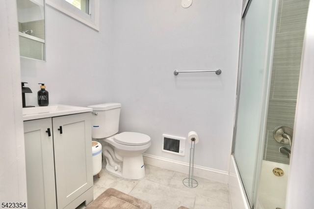 189 Summit Cross, Rutherford Boro, NJ 07070