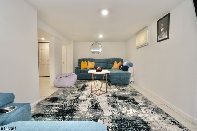 189 Summit Cross, Rutherford Boro, NJ 07070