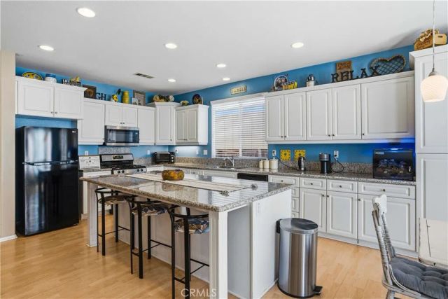 29433 Lake Hills, Menifee, CA 92585