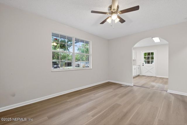 9152 6TH Avenue, Jacksonville, FL 32208