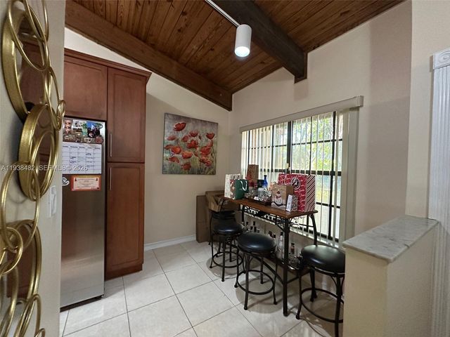 3415 Freedom Dr, Hollywood, FL 33021