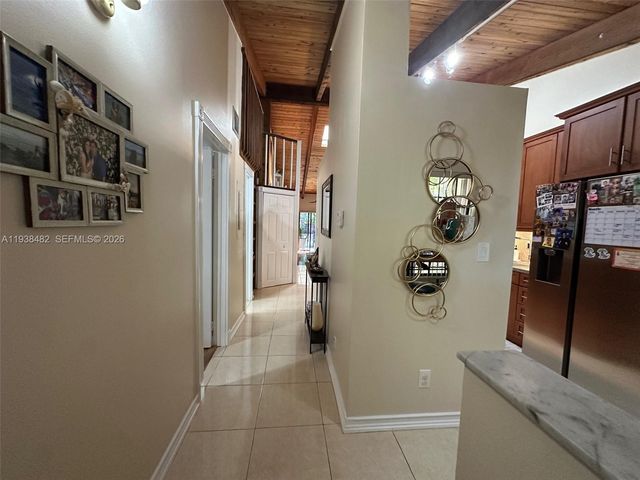 3415 Freedom Dr, Hollywood, FL 33021