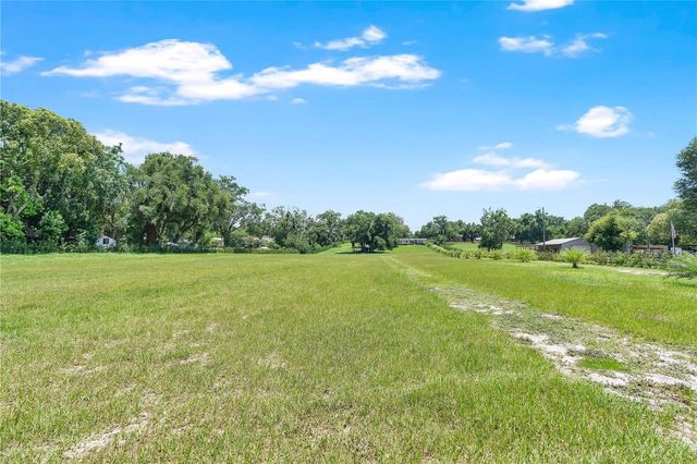4850 W PONKAN ROAD, Apopka, FL 32712