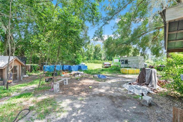 4850 W PONKAN ROAD, Apopka, FL 32712